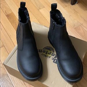 2976 Alyson Dr. Martens Boots. Comes with box